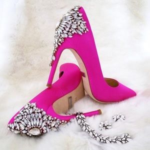 Never worn! Badgley Mischka Pink Embellished Heels